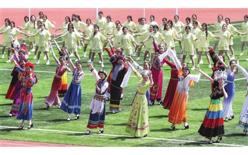 第一届全国全民健身大赛举办 谌贻琴出席开幕式并宣布开幕